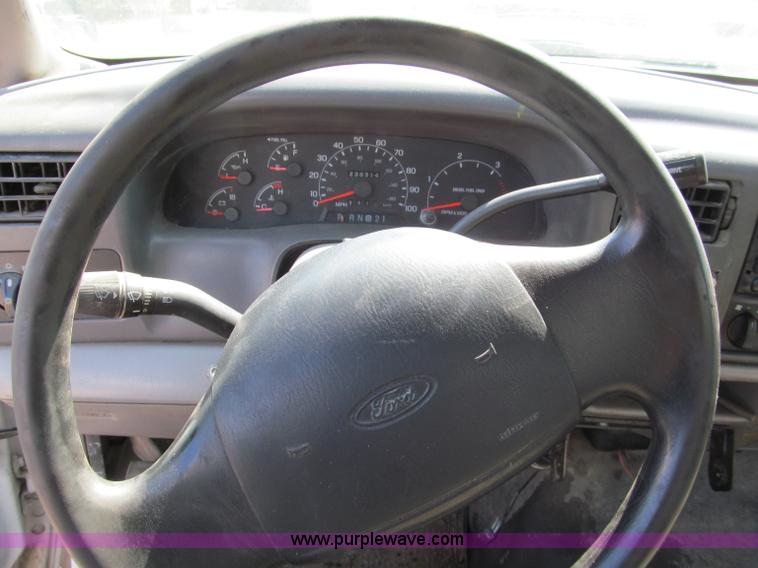 image for item E2036 2000 Ford F550 service truck