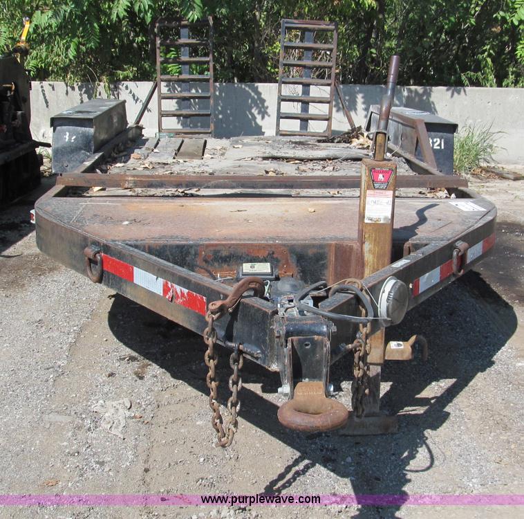 image for item E2039 1994 shop built 16' equipment trailer