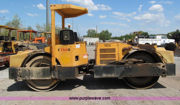 image for item E2042 Hypac C766B articulating vibratory roller