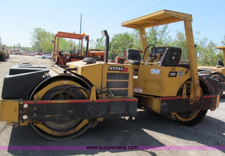 image for item E2046 Hypac C766C articulating vibratory roller