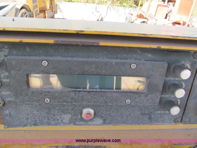 image for item E2046 Hypac C766C articulating vibratory roller