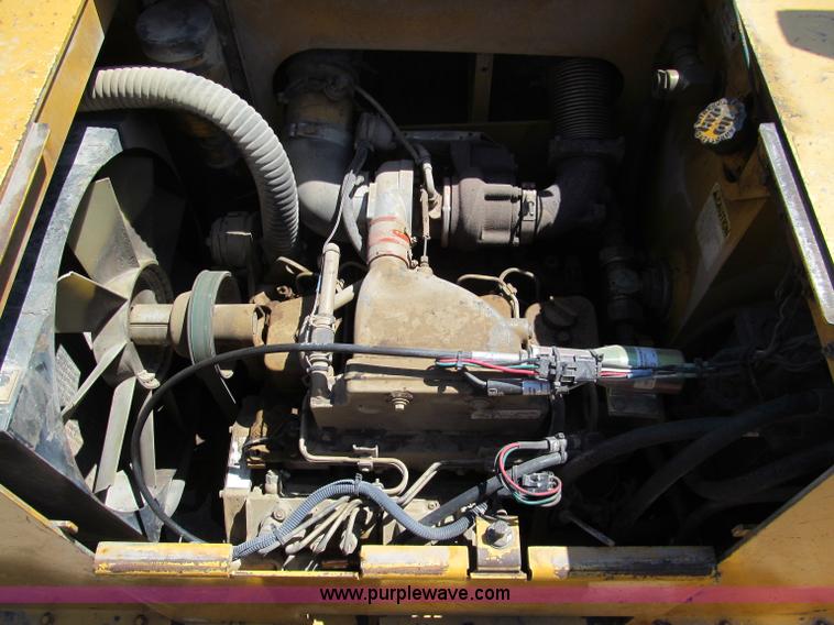 image for item E2046 Hypac C766C articulating vibratory roller