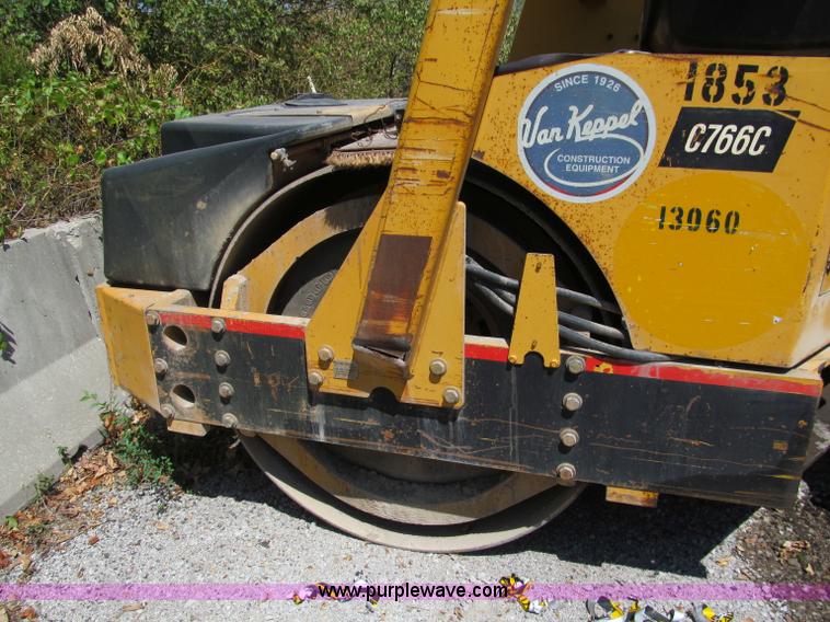 image for item E2047 Hypac C766C articulating vibratory roller