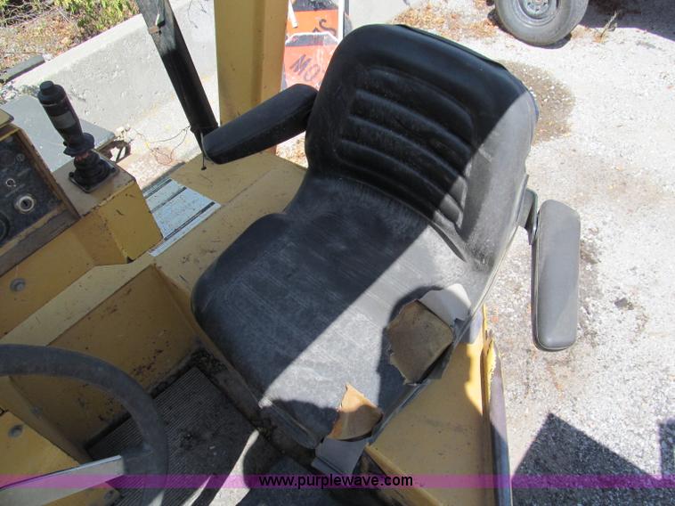 image for item E2047 Hypac C766C articulating vibratory roller