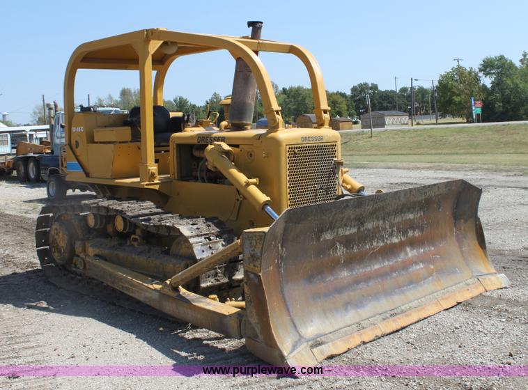 image for item G4609 Dresser TD-15C dozer