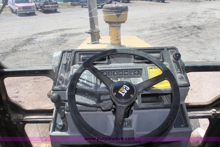 image for item G4613 1994 Caterpillar 426B backhoe