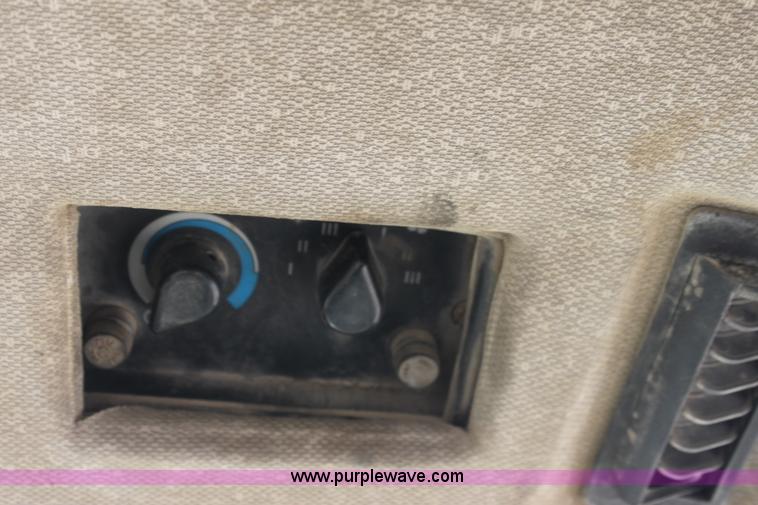 image for item G4613 1994 Caterpillar 426B backhoe