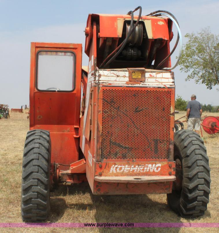 image for item G4674 SkyTrak 7038 telehandler