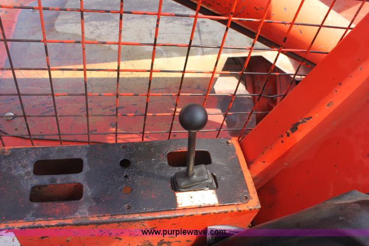 image for item G4674 SkyTrak 7038 telehandler