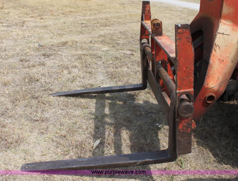 image for item G4674 SkyTrak 7038 telehandler