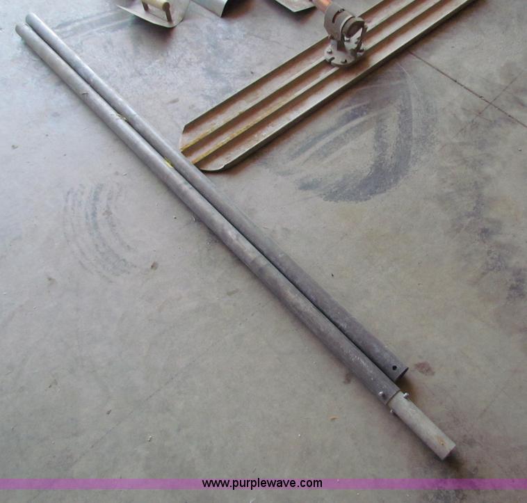 image for item N9097 Assorted concrete finishing tools