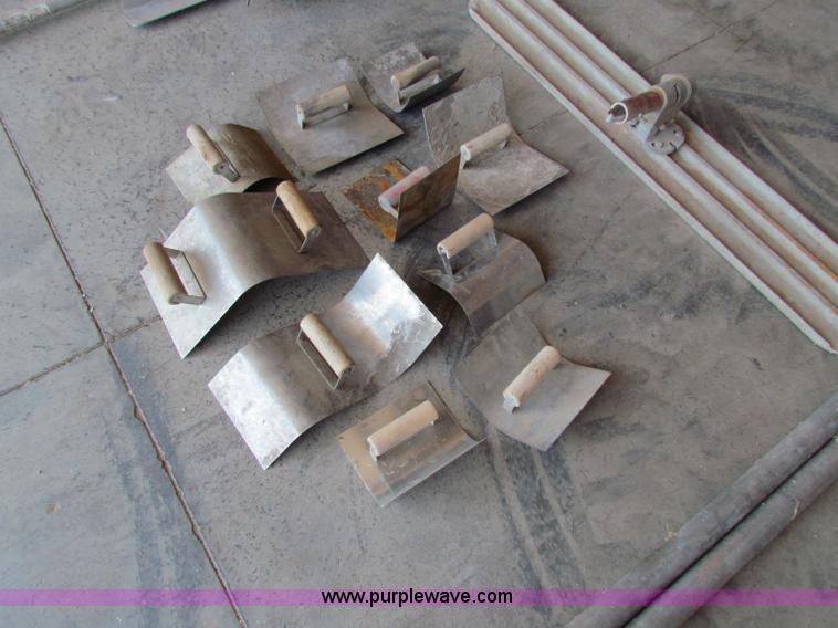image for item N9097 Assorted concrete finishing tools