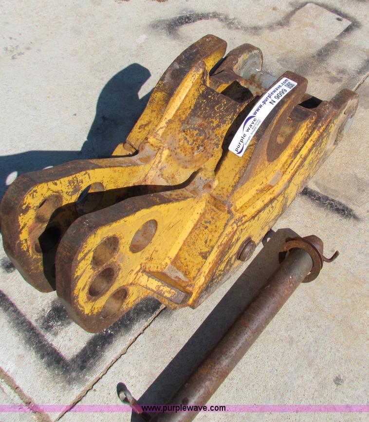 image for item N9099 Quick attach for John Deere 310D backhoe