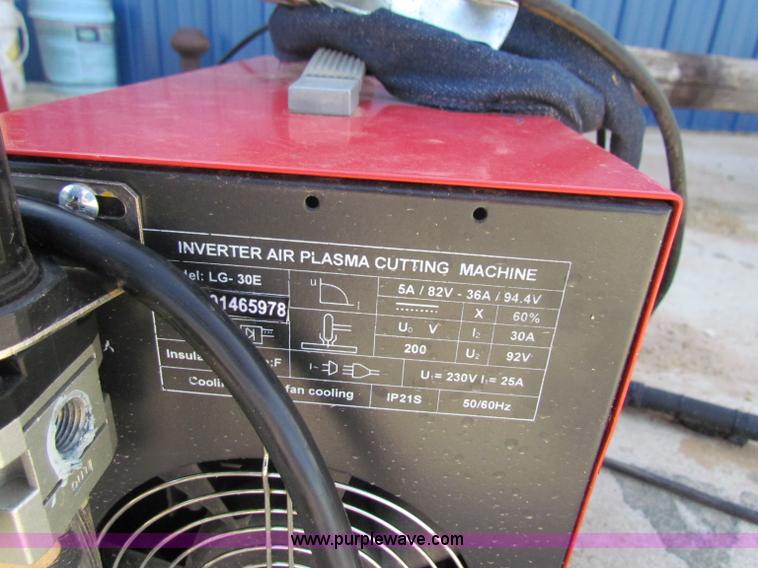 image for item N9112 (2) plasma cutters