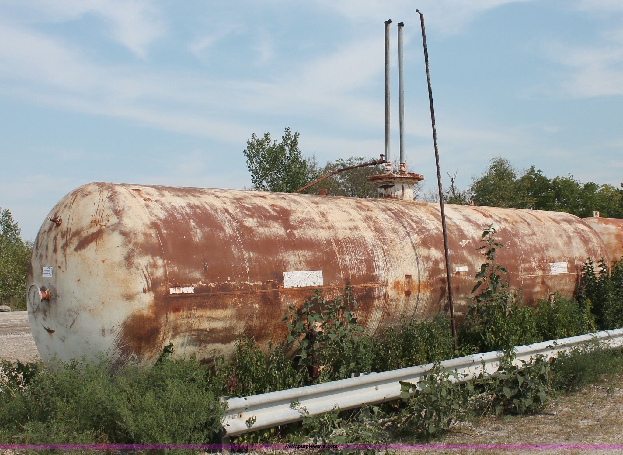 10,000 gallon industrial propane tank in Kansas City, MO Item C2778