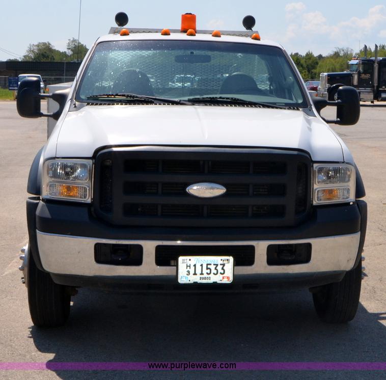 image for item A4947 2006 Ford F550 XL Super Duty service truck