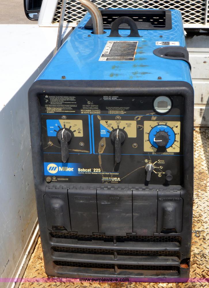 image for item A4947 2006 Ford F550 XL Super Duty service truck