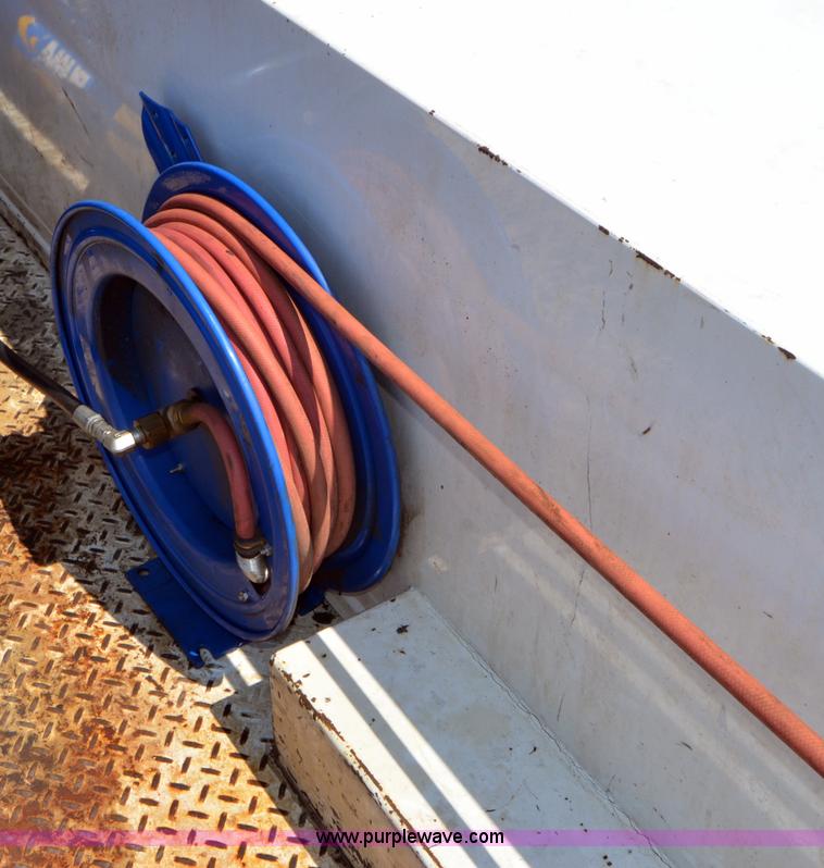 image for item A4947 2006 Ford F550 XL Super Duty service truck