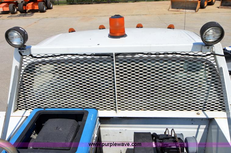 image for item A4947 2006 Ford F550 XL Super Duty service truck