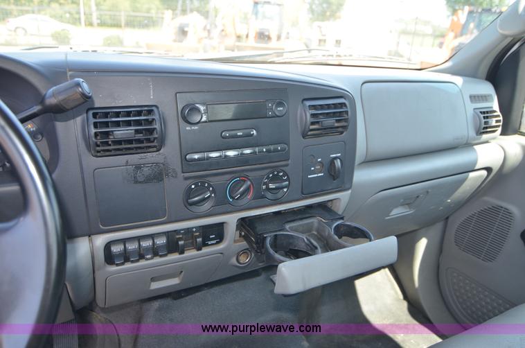 image for item A4947 2006 Ford F550 XL Super Duty service truck