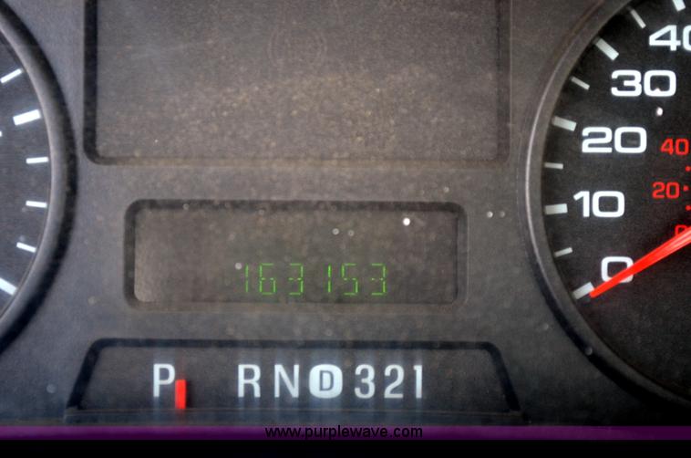 image for item A4947 2006 Ford F550 XL Super Duty service truck