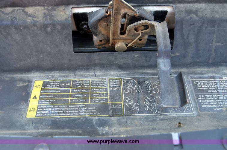 image for item A4947 2006 Ford F550 XL Super Duty service truck