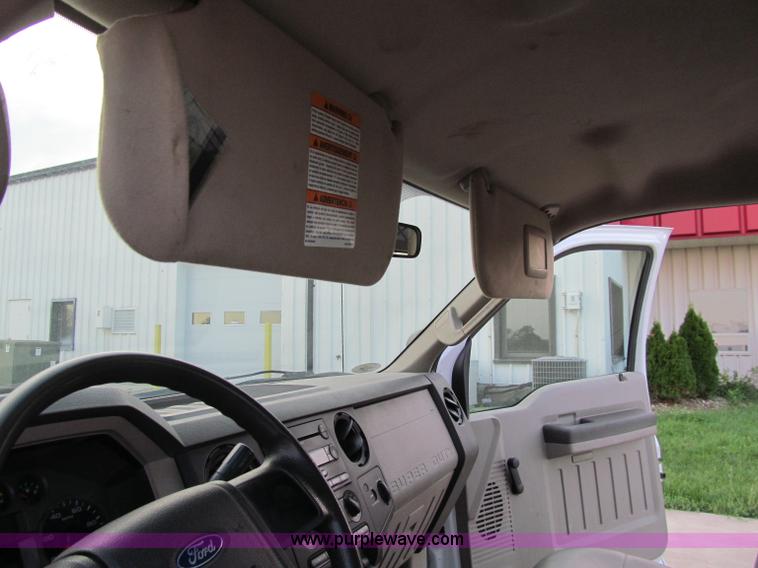 image for item A8456 2008 Ford F350 XL Super Duty service truck