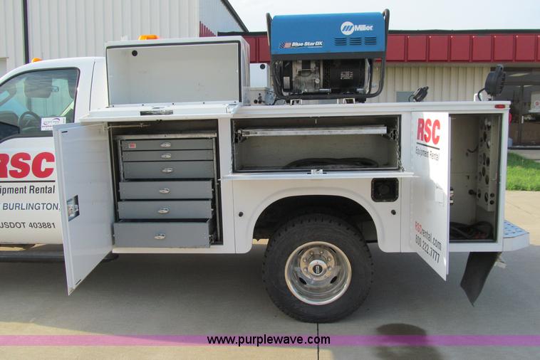 image for item A8456 2008 Ford F350 XL Super Duty service truck