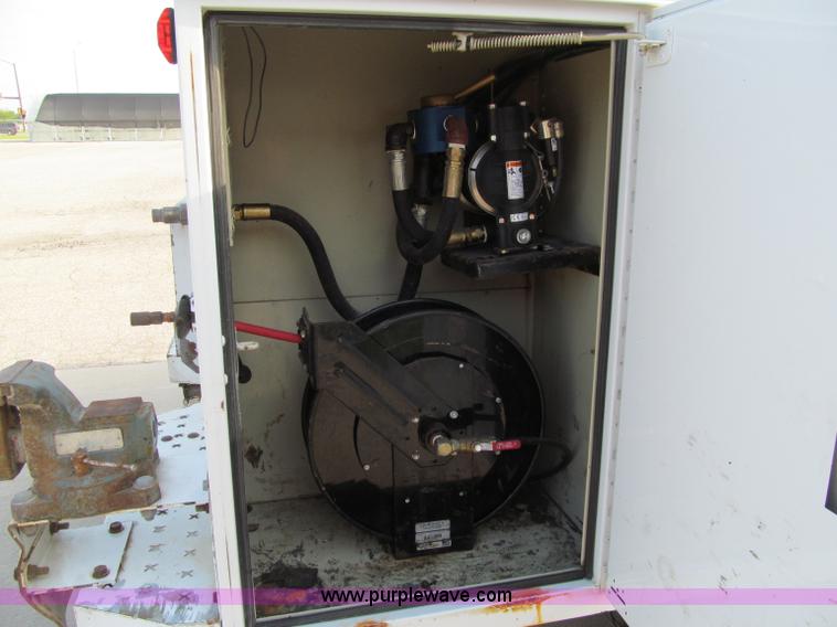 image for item A8456 2008 Ford F350 XL Super Duty service truck