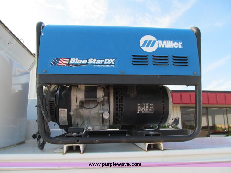 image for item A8456 2008 Ford F350 XL Super Duty service truck