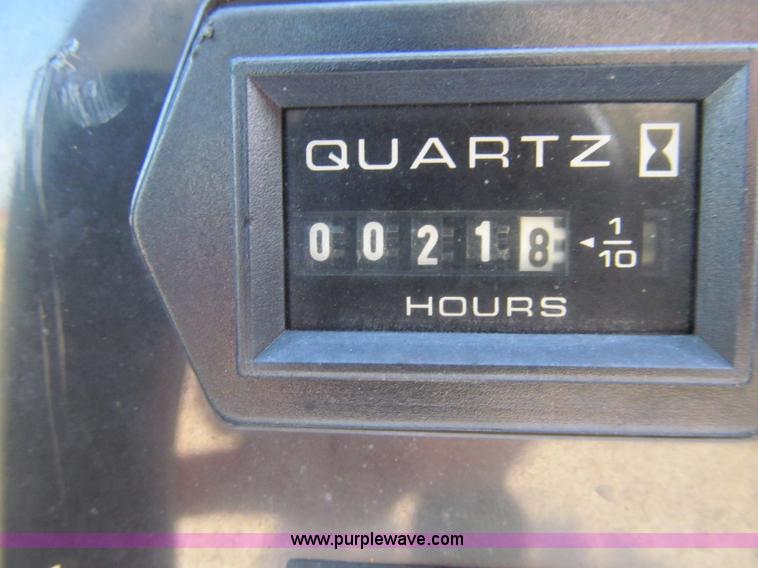 image for item A8456 2008 Ford F350 XL Super Duty service truck