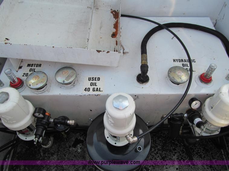 image for item A8456 2008 Ford F350 XL Super Duty service truck