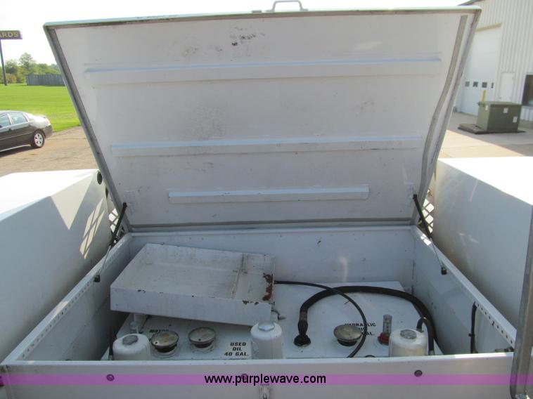 image for item A8456 2008 Ford F350 XL Super Duty service truck