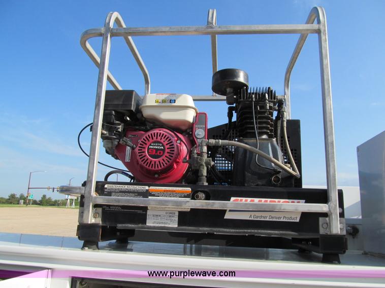 image for item A8456 2008 Ford F350 XL Super Duty service truck