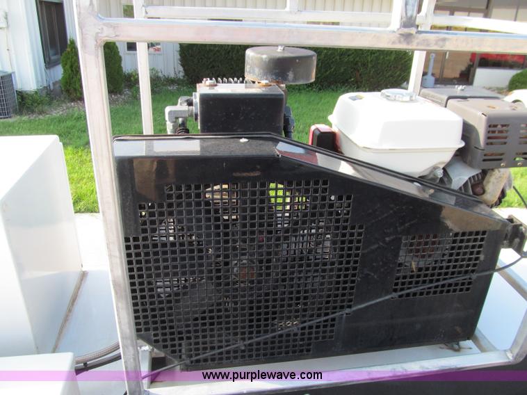 image for item A8456 2008 Ford F350 XL Super Duty service truck