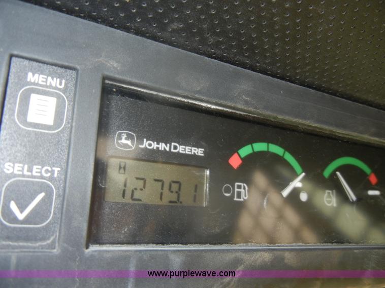 image for item B1481 2006 John Deere 317 skid steer