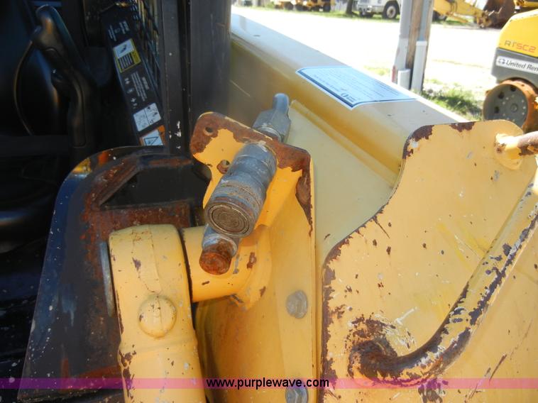 image for item B1481 2006 John Deere 317 skid steer