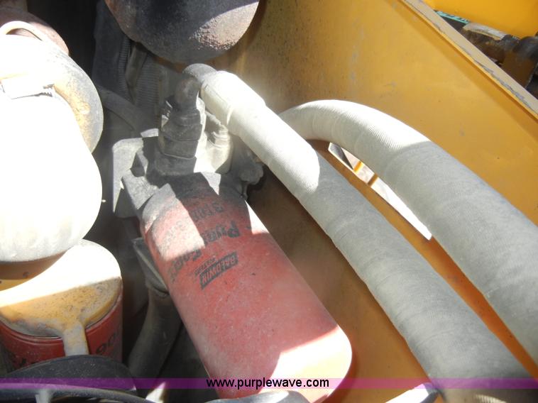 image for item B1481 2006 John Deere 317 skid steer