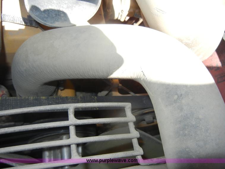 image for item B1481 2006 John Deere 317 skid steer