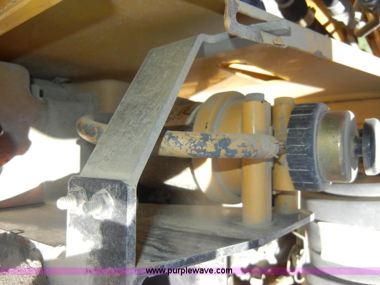 image for item B1481 2006 John Deere 317 skid steer