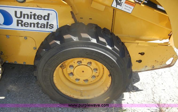 image for item B1481 2006 John Deere 317 skid steer