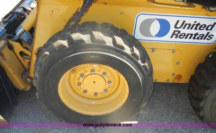 image for item B1481 2006 John Deere 317 skid steer