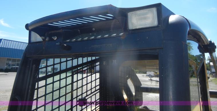 image for item B1481 2006 John Deere 317 skid steer