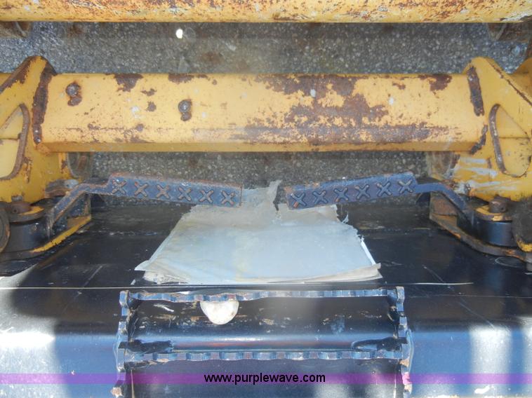 image for item B1481 2006 John Deere 317 skid steer