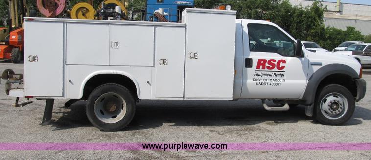 image for item B2841 2005 Ford F550 XL Super Duty service truck