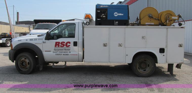 image for item B2841 2005 Ford F550 XL Super Duty service truck