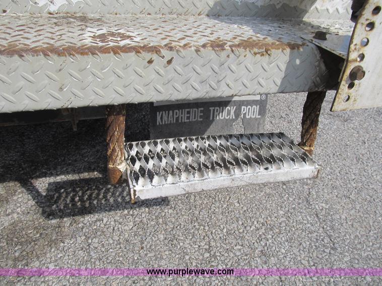 image for item B2841 2005 Ford F550 XL Super Duty service truck