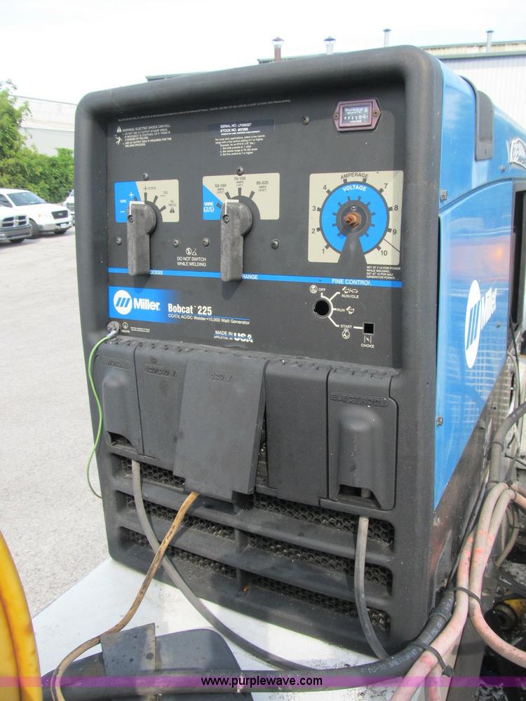 image for item B2841 2005 Ford F550 XL Super Duty service truck