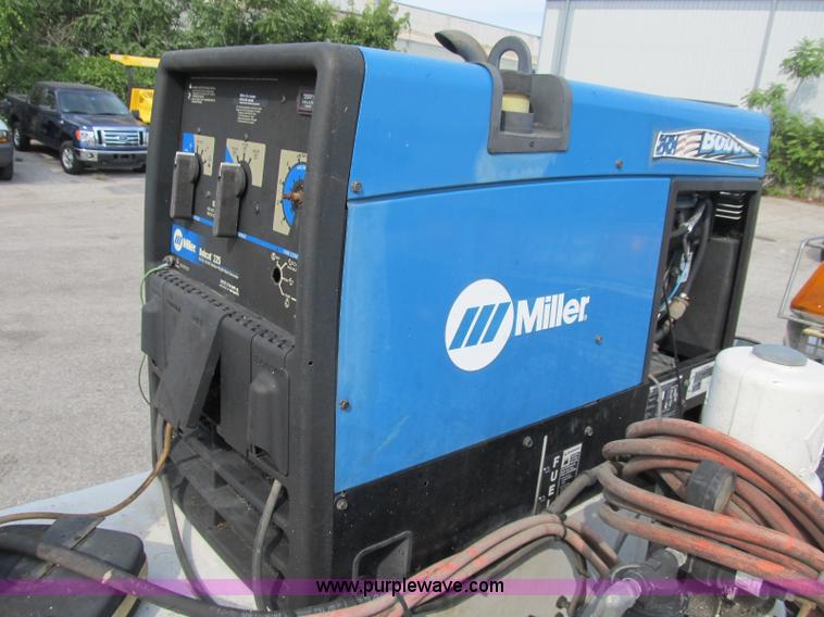 image for item B2841 2005 Ford F550 XL Super Duty service truck