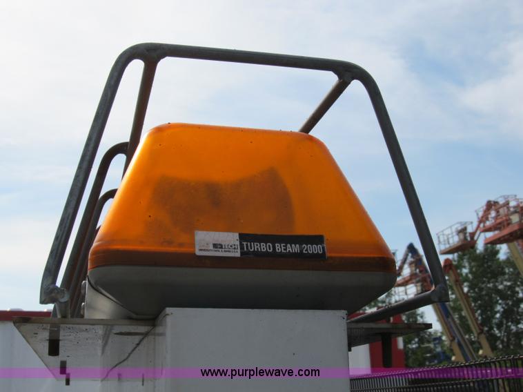 image for item B2841 2005 Ford F550 XL Super Duty service truck